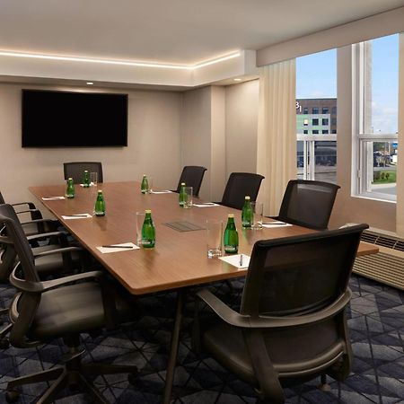 מלון Courtyard By Marriott קיטצ'נר מראה חיצוני תמונה
