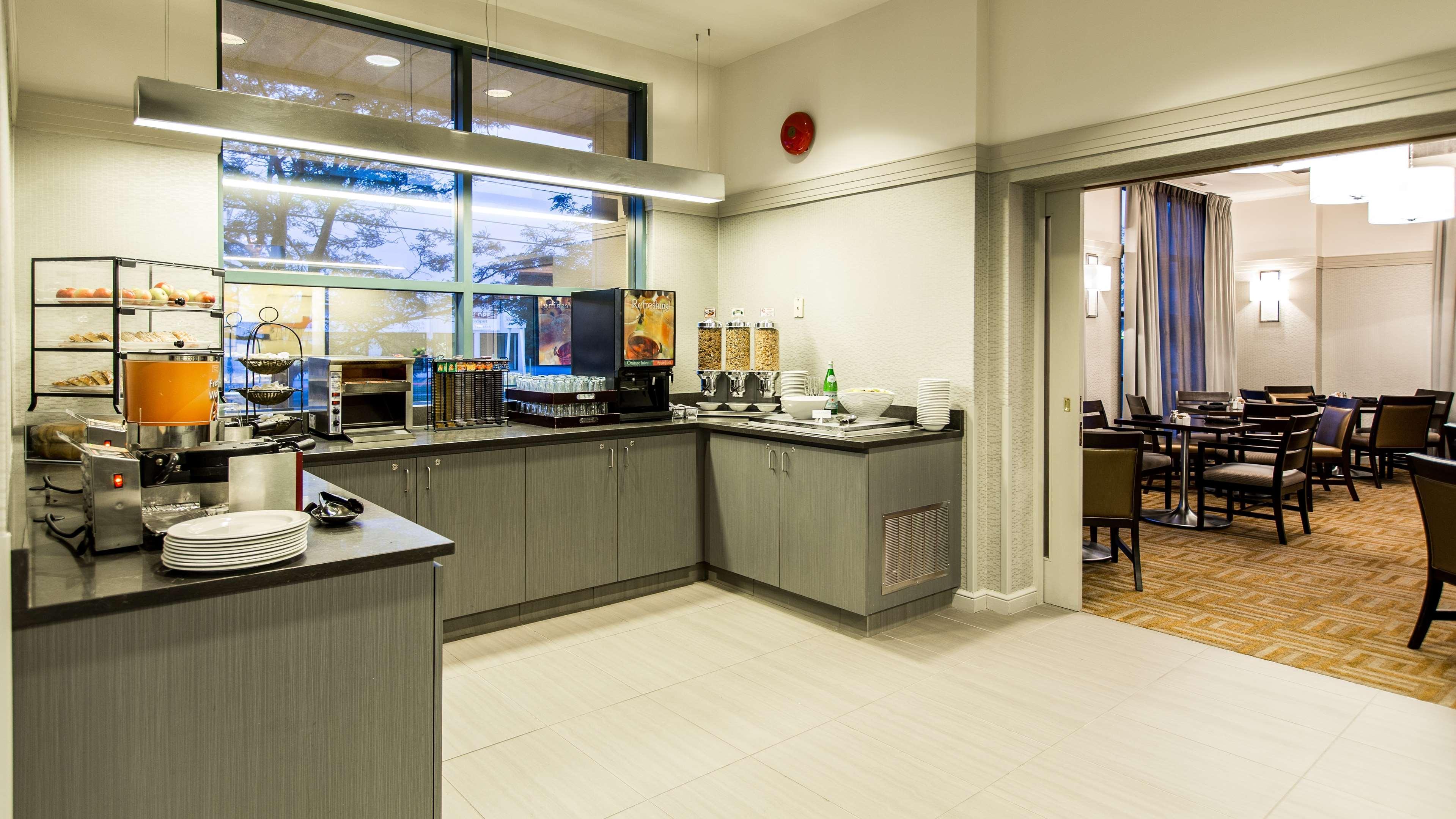מלון Courtyard By Marriott קיטצ'נר מראה חיצוני תמונה