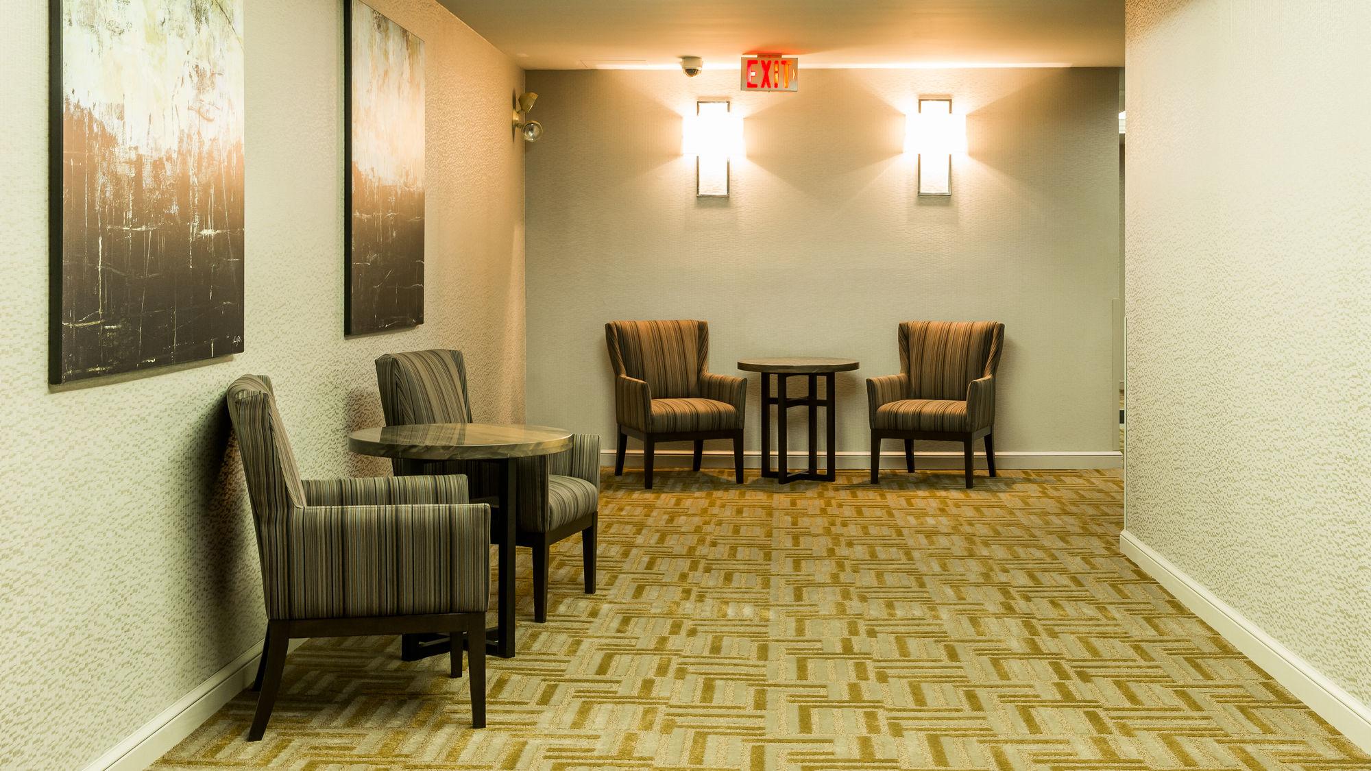 מלון Courtyard By Marriott קיטצ'נר מראה חיצוני תמונה