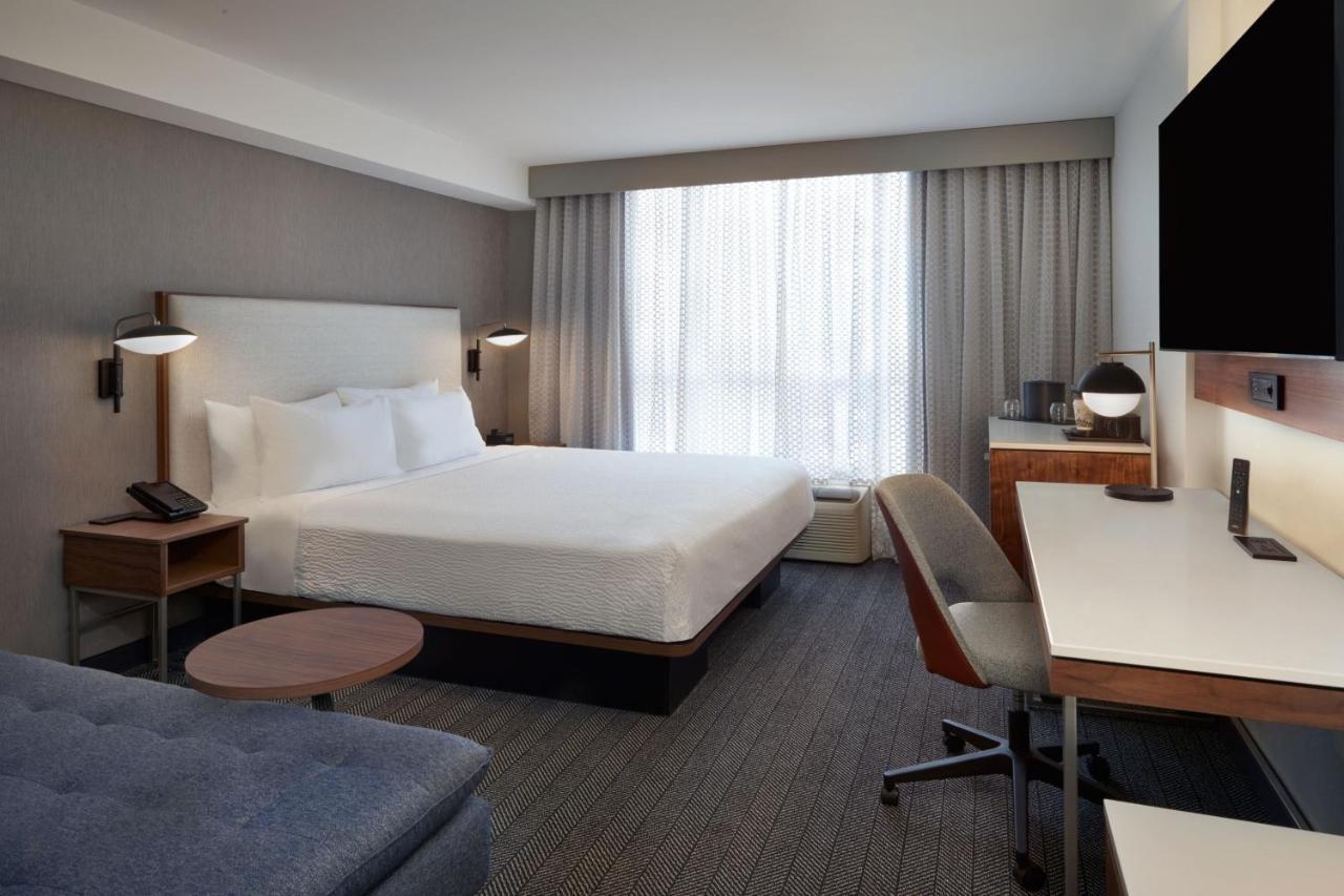 מלון Courtyard By Marriott קיטצ'נר מראה חיצוני תמונה