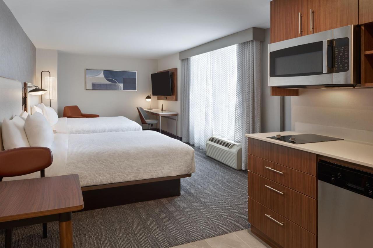 מלון Courtyard By Marriott קיטצ'נר מראה חיצוני תמונה