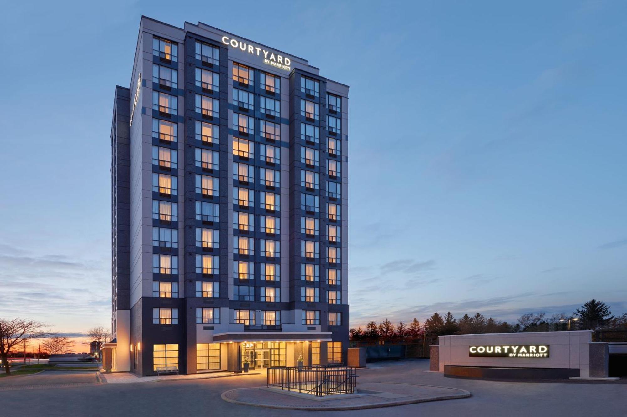 מלון Courtyard By Marriott קיטצ'נר מראה חיצוני תמונה